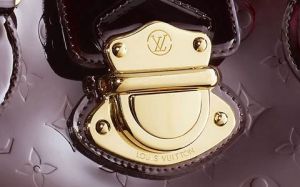 Louis Vuitton vernis - mylusciouslife.com - Monogram Vernis Melrose Avenue3.jpg